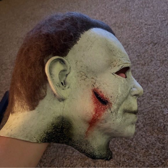 Miramax Halloween Kills 2020 Michael Myers Mask - Picture 2 of 6